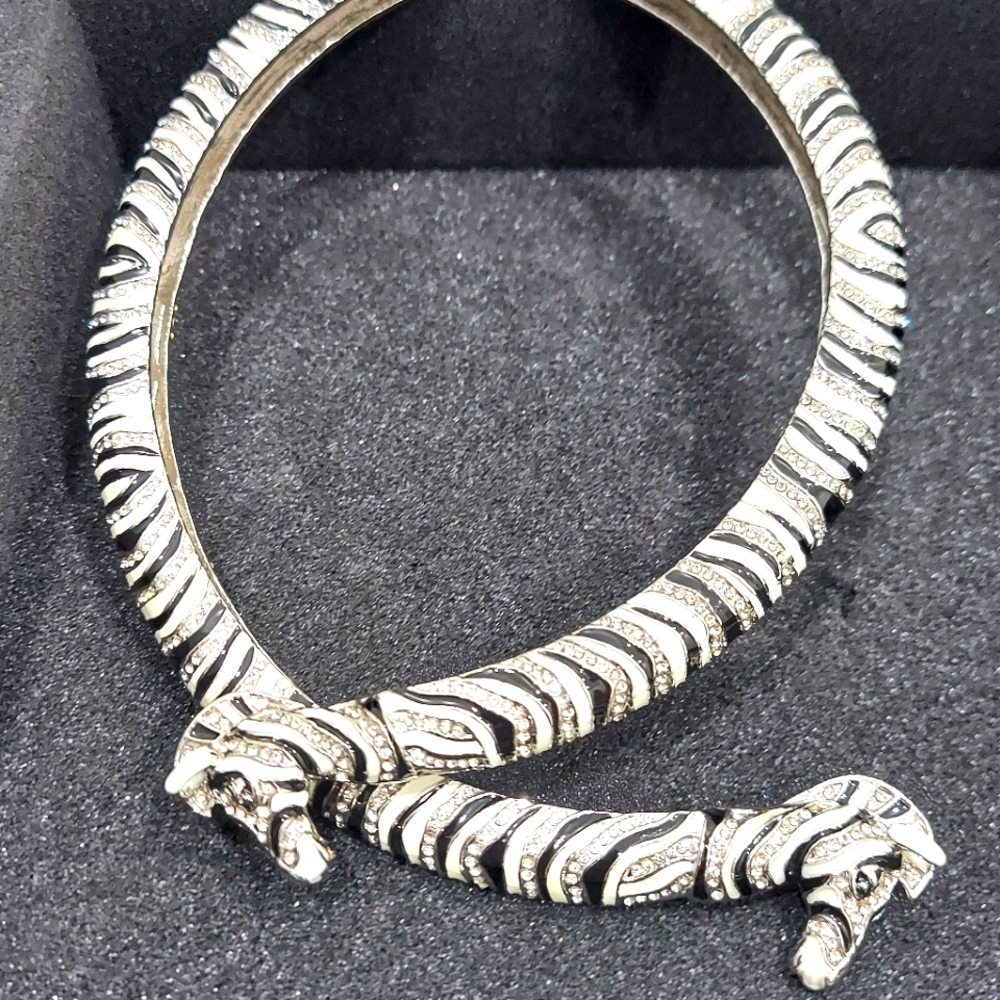 Sassy Jones Crystal Zebra Choker
